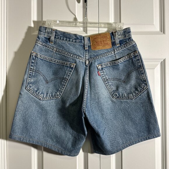 Levi's 550 Shorts - Picture 7 of 7